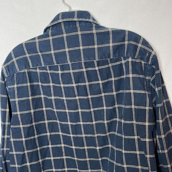 Untuckit Blue Appellation Blue Plaid Flannel Button Down Shirt. Size XL. - Picture 6 of 9